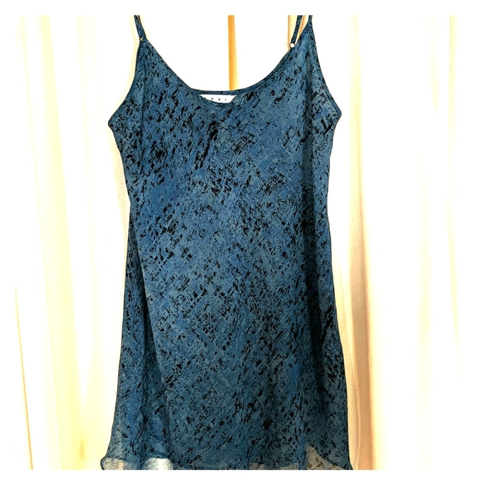 Cabi top
